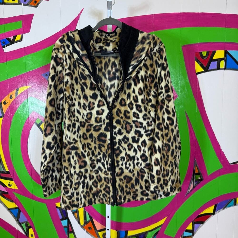 Susan Graver Weekend, Brown and Black Teddy Jacket Leopard Print. Size 1X.